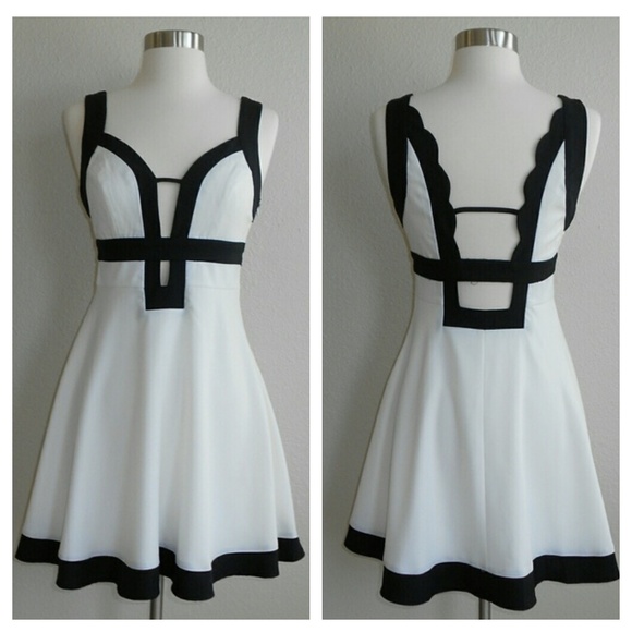 Tea n Cup Dresses & Skirts - Tea & Cup Dress White Black Cutouts Size Large